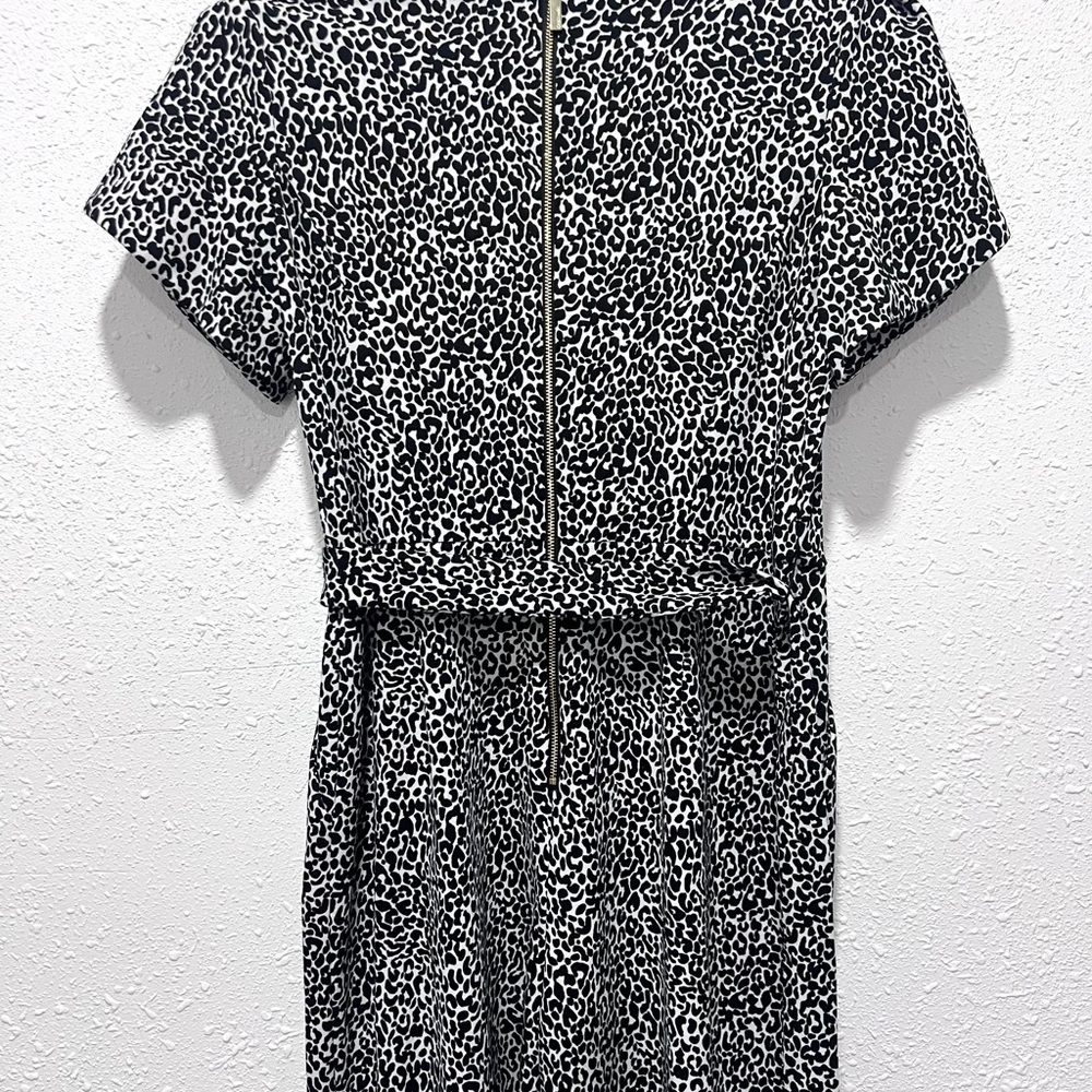 Calvin Klein Women's Tie-Waist Tulip-Sleeve Jumpsuit‎ White Patterned Jumpsuit 8 - Picture 9 of 10